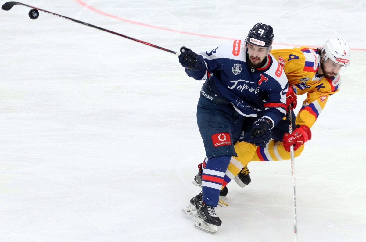 Команда «Торпедо-Горький» отправилась на сбор в Саранск